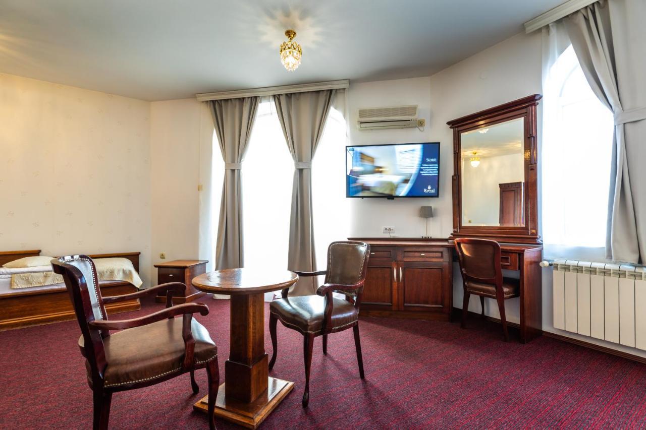 Garni Hotel Royal Crown Subotica Exterior photo