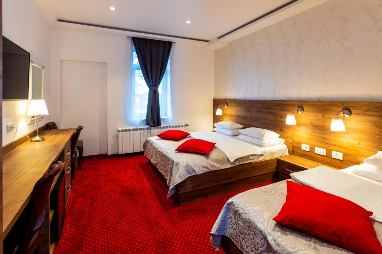 Garni Hotel Royal Crown Subotica Exterior photo